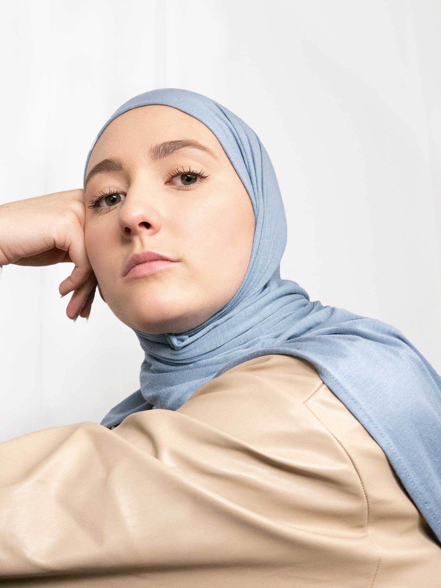 Hijab Magnets Gold – Les Sultanas