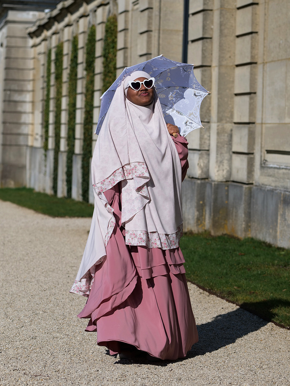 Princess Chiffon Khimar, Promenade