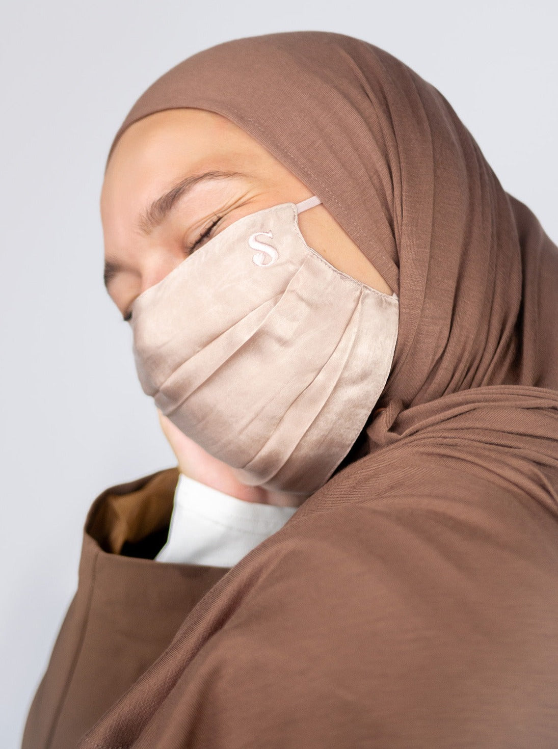 Face Mask Light Beige (behind ears)