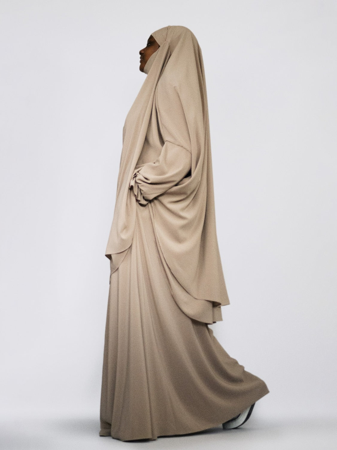 Empress Chiffon Jilbab, Sand